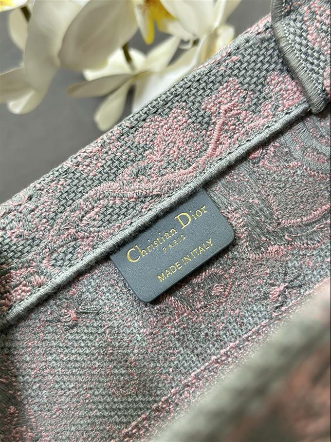 2025228Y580P203815574