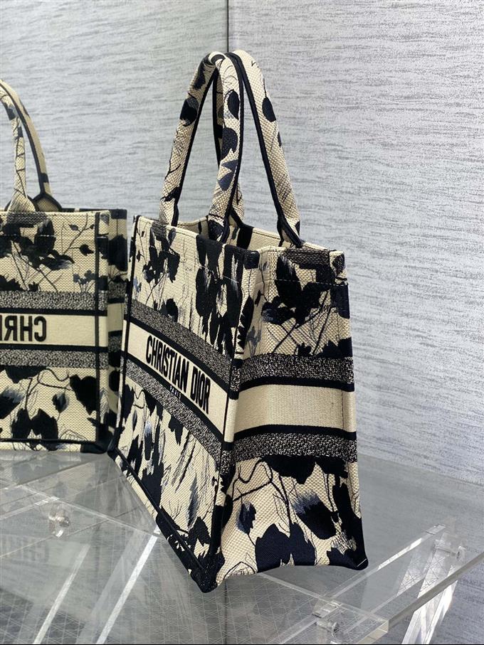 2025228Y580P203816236