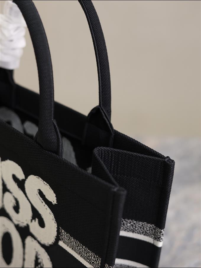 2025228Y580P203816809