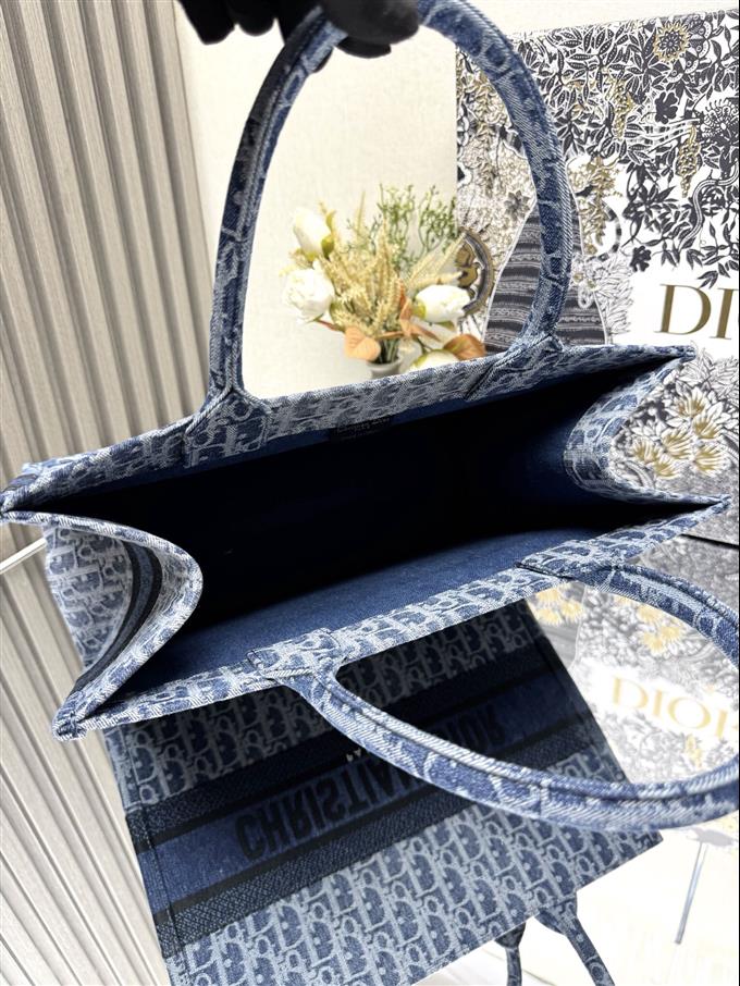 2025228Y580P203817261