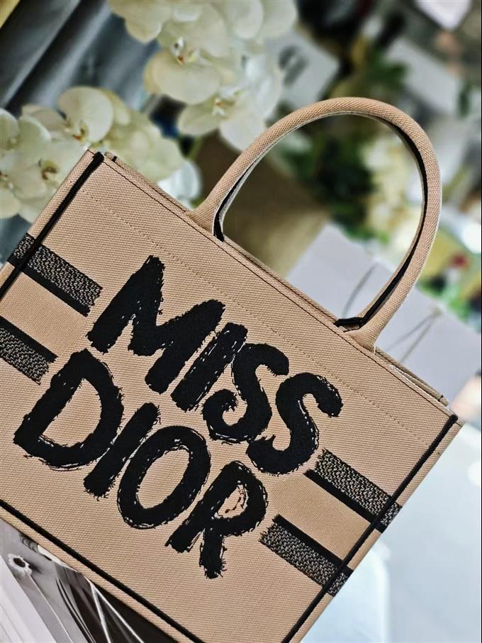 2025228Y580P203817870