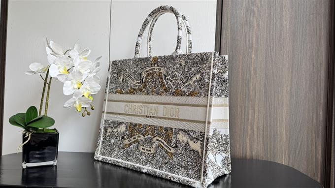 2025228Y580P203833509