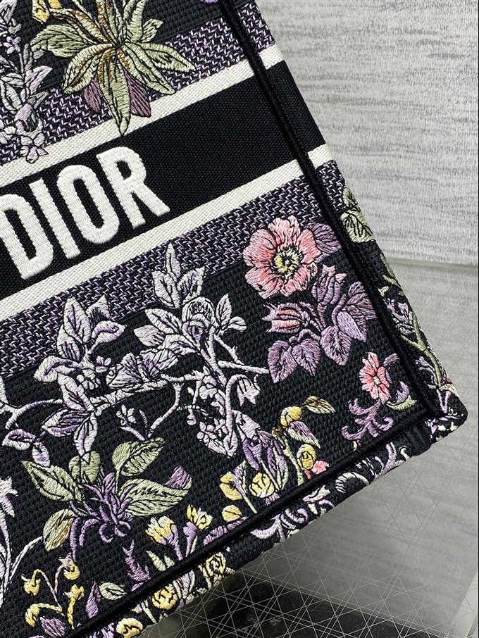 2025228Y580P212138785