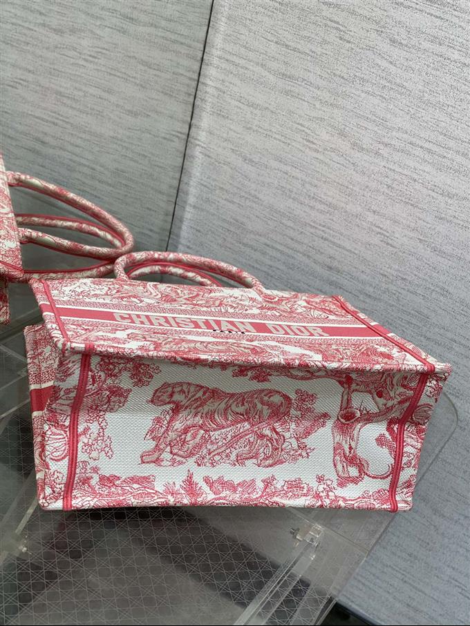 2025228Y580P212139701