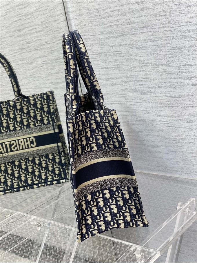 2025228Y580P212140982