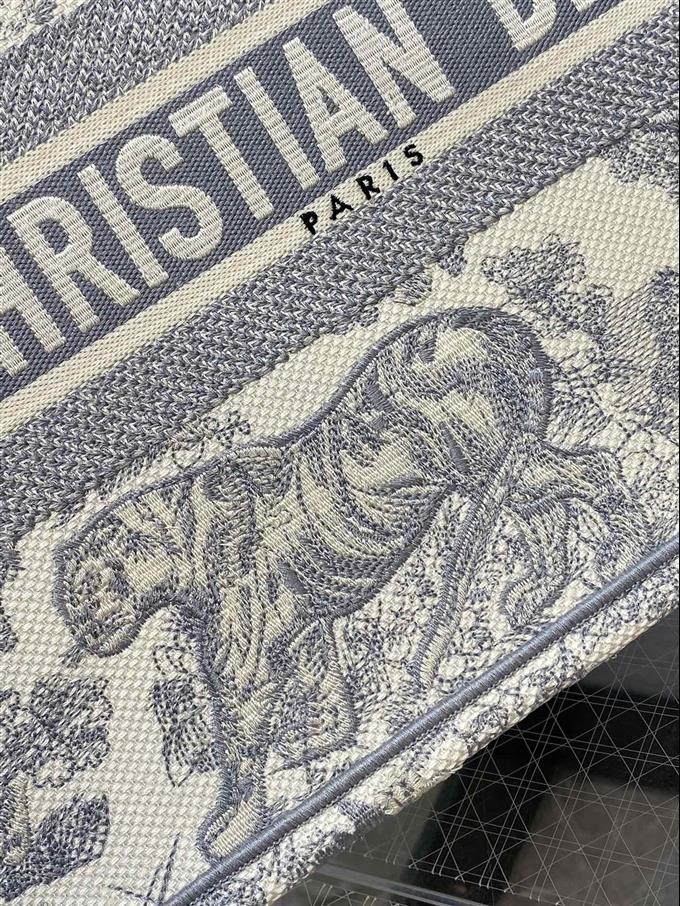 2025228Y580P212141553