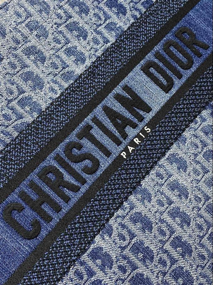 2025228Y580P212158672