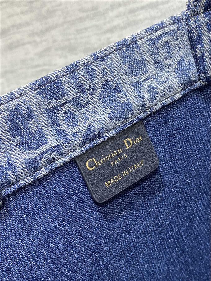 2025228Y580P212158767