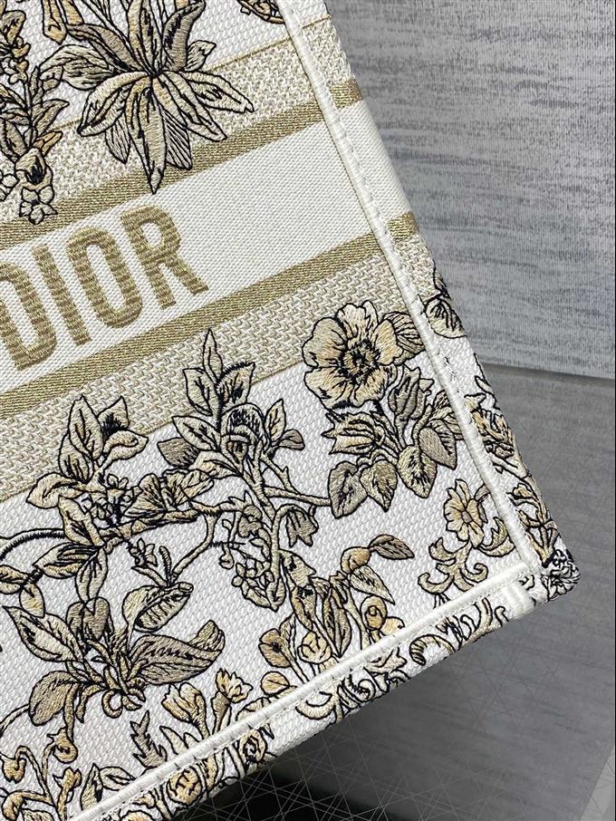 2025228Y580P212158955