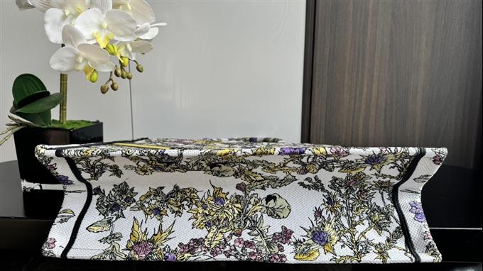 2025228Y600P203821782