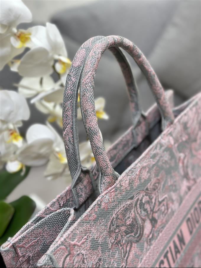 2025228Y600P20382546