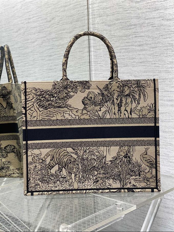 2025228Y600P203825853