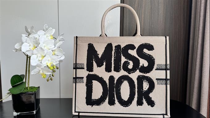 2025228Y600P203826218