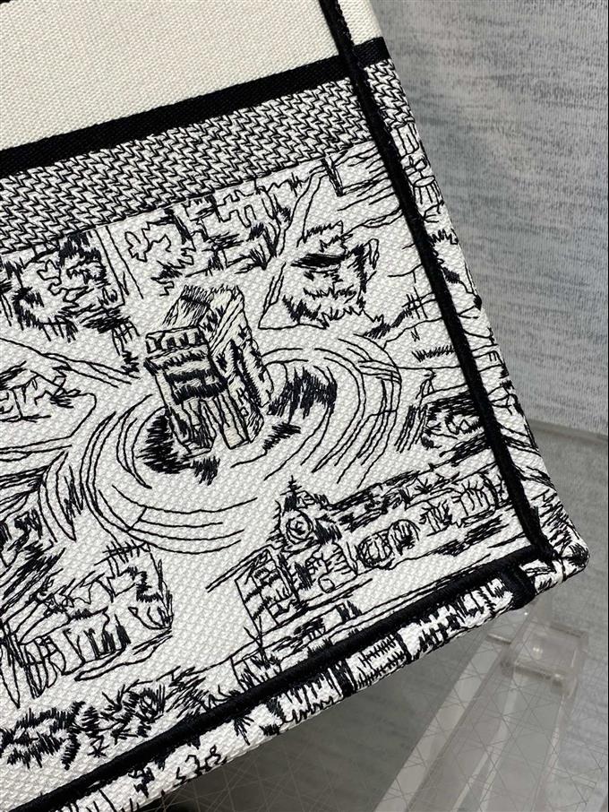 2025228Y600P203827409