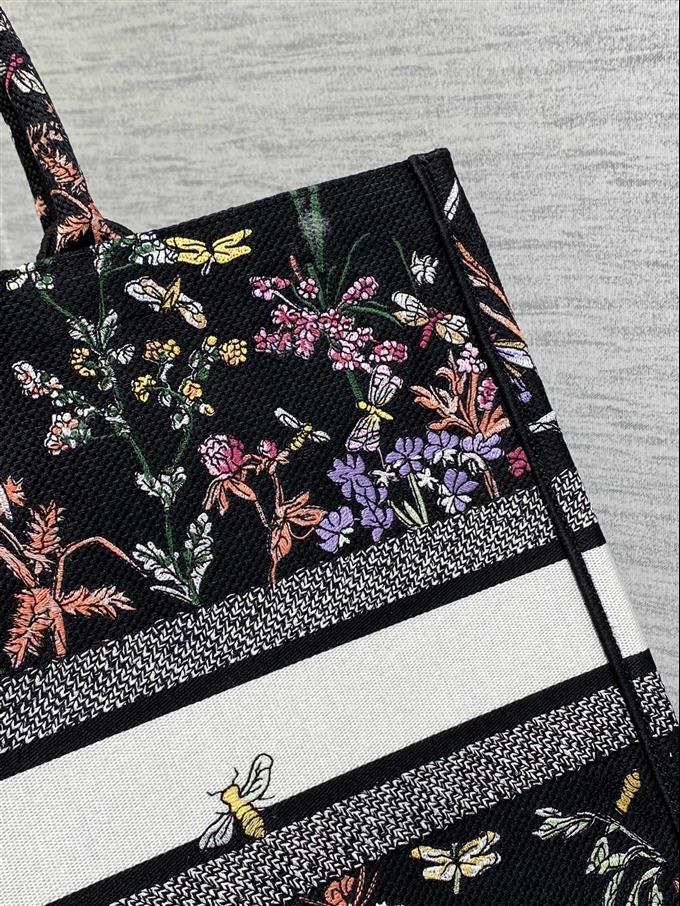 2025228Y600P212142581