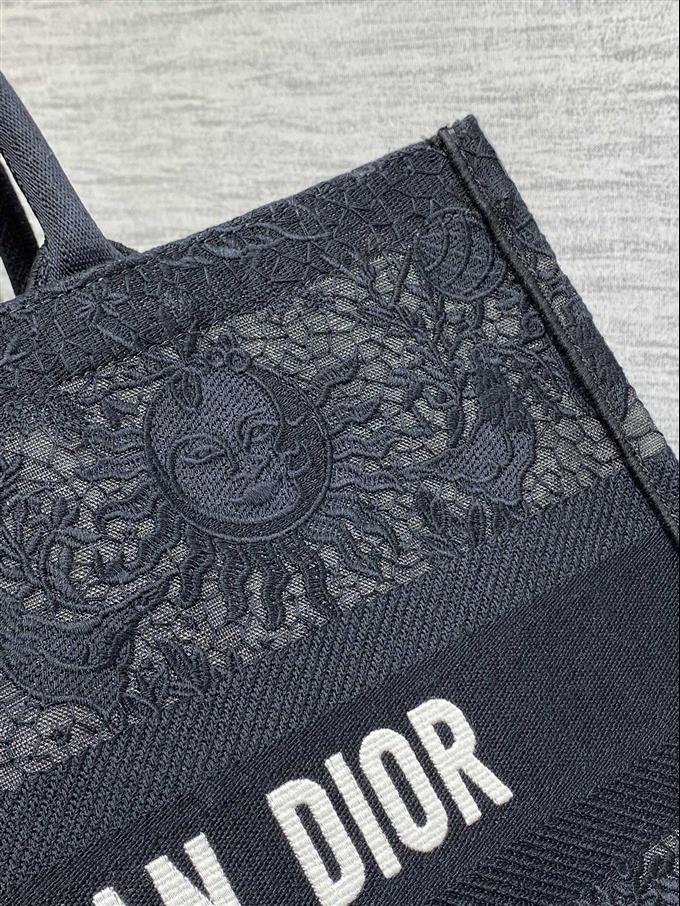 2025228Y600P212143261