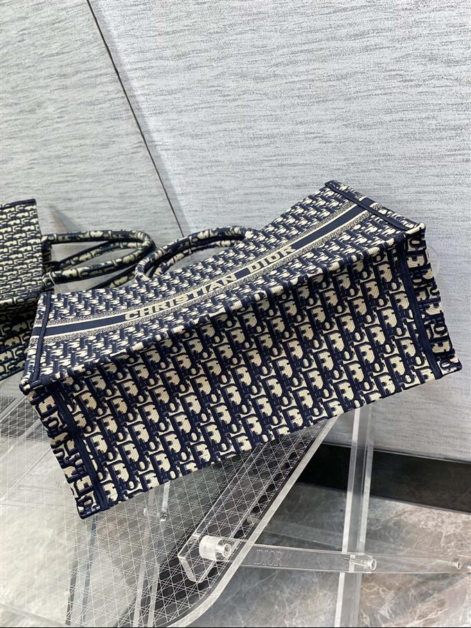 2025228Y600P212144905