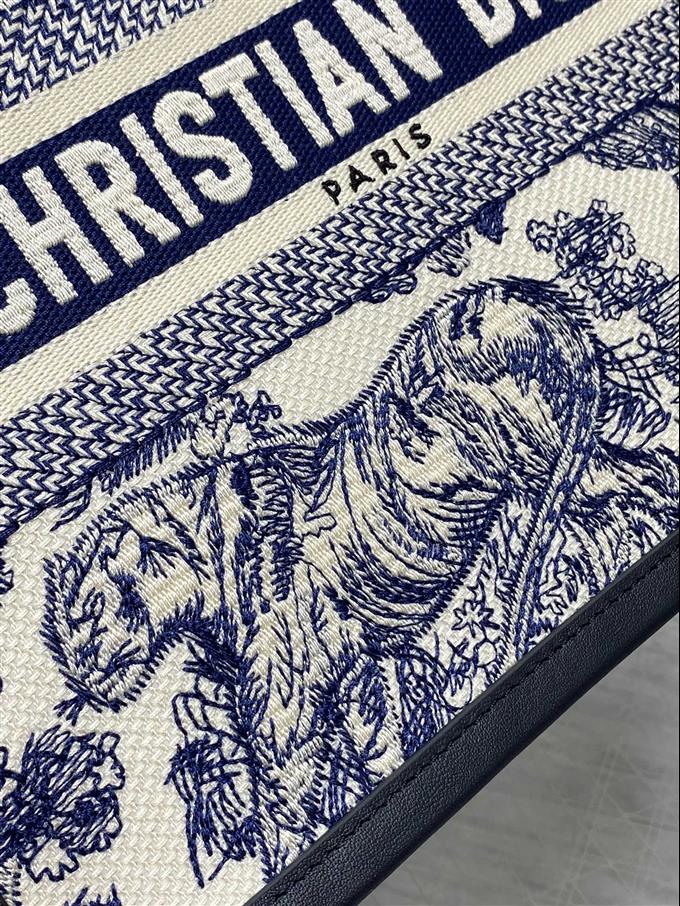 2025228Y650P21223218