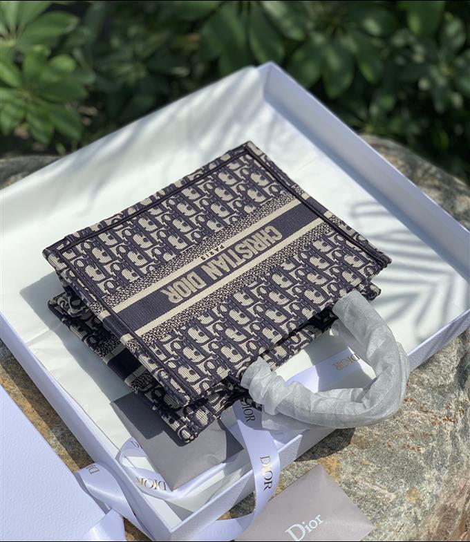 2025228Y700P212145267