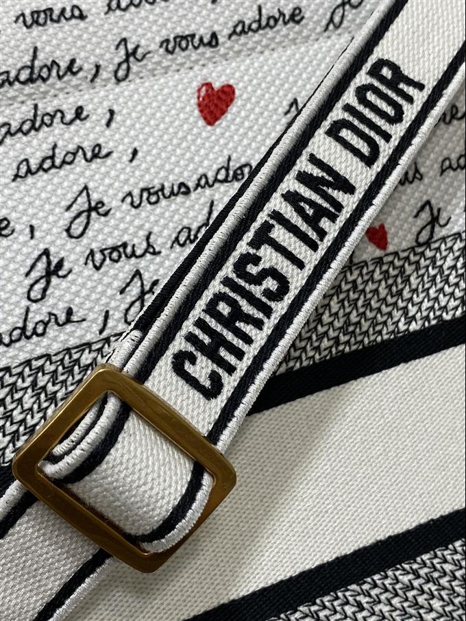 2025228Y700P21228362