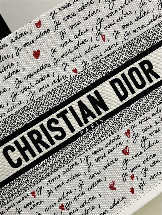 2025228Y700P21228439