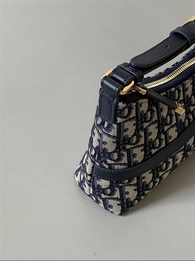 2025228Y530P20533415