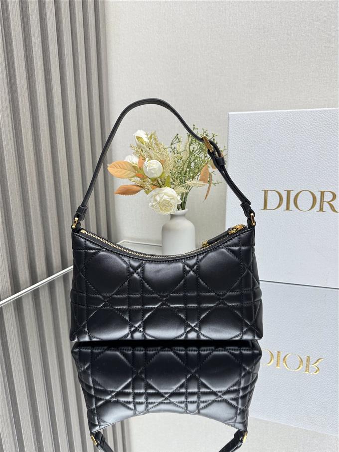 2025228Y580P20535673