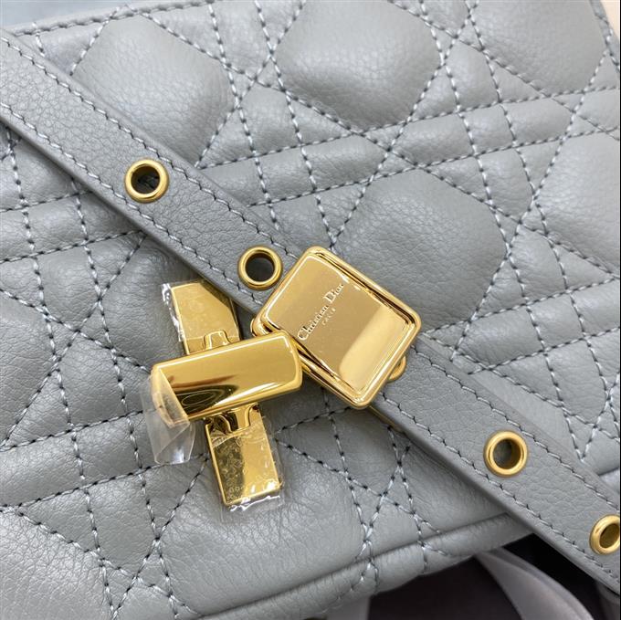 2025228Y600P20536522