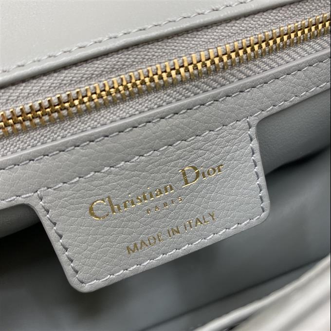 2025228Y600P20536568