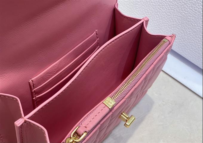 2025228Y680P20538108