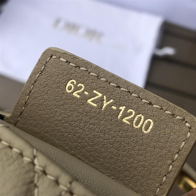 2025228Y900P20531493