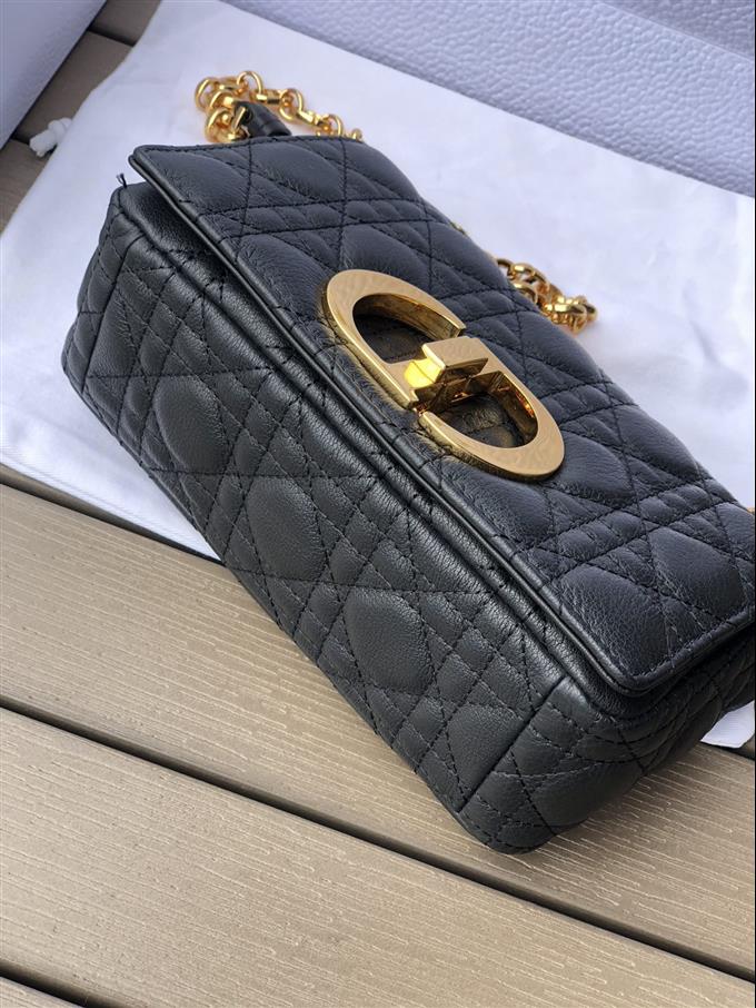 2025228Y900P20531726