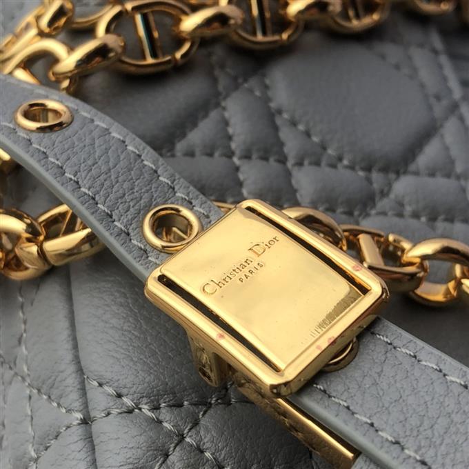 2025228Y900P20531929