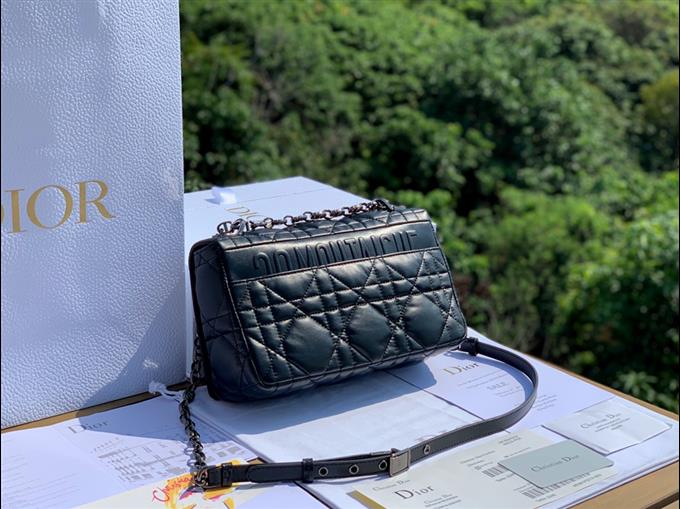 2025228Y950P20532241