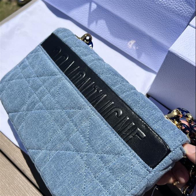 2025228Y950P20532444