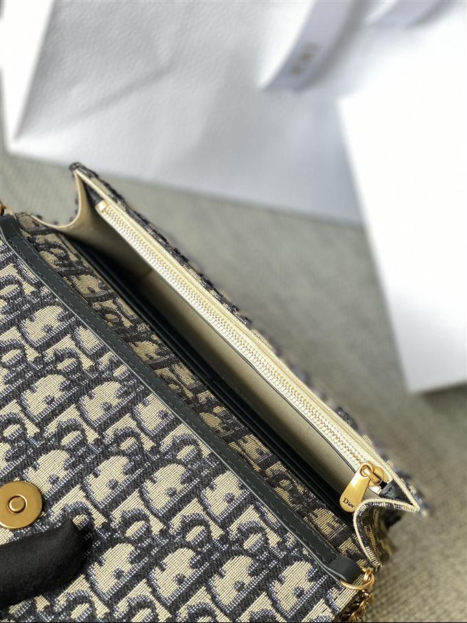 2025228Y360P221925380