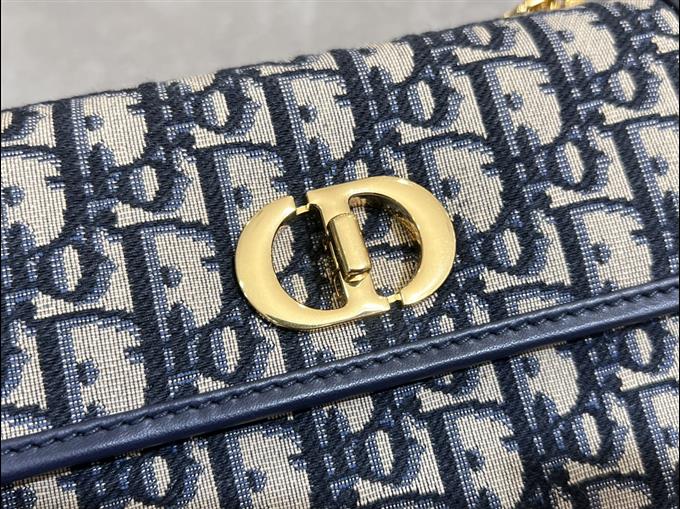 2025228Y550P222127528