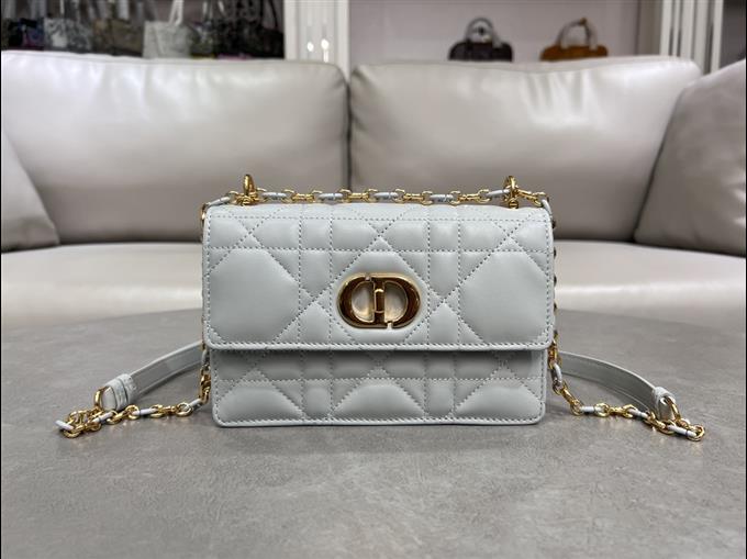 2025228Y600P222127638