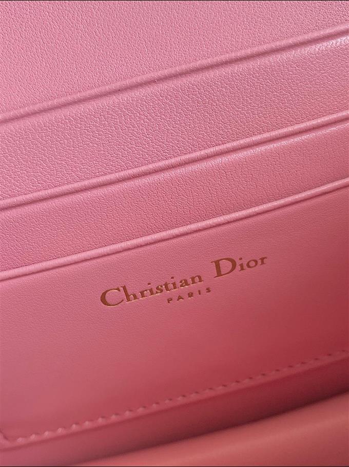 2025228Y600P222128416