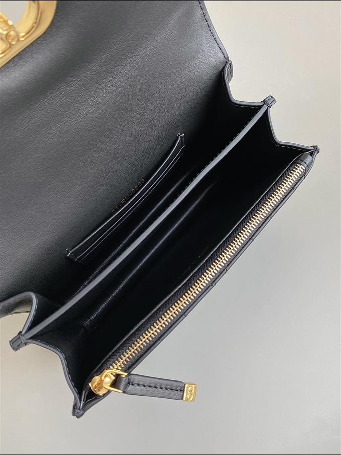 2025228Y600P222128525