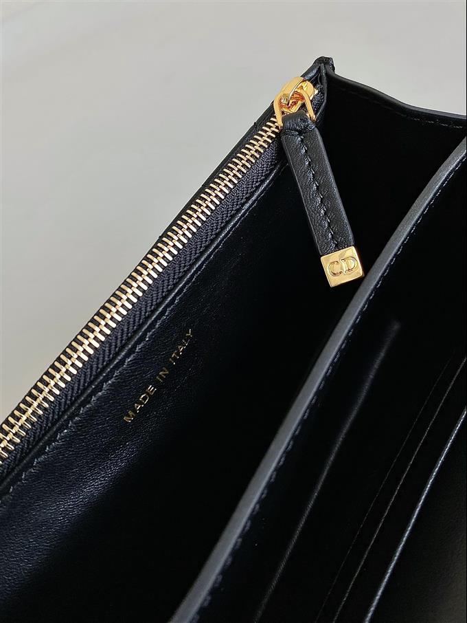 2025228Y600P222128557