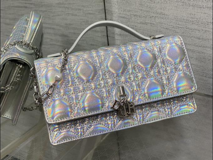 2025228Y600P222151743