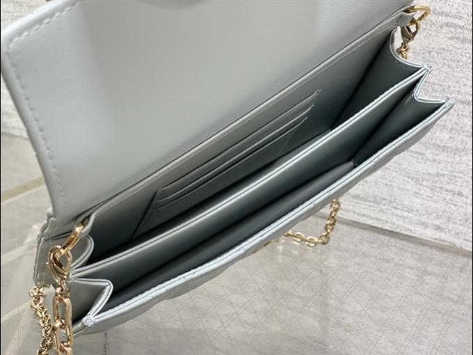 2025228Y600P222152265