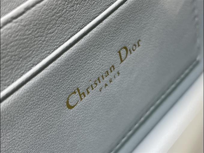 2025228Y600P222152281