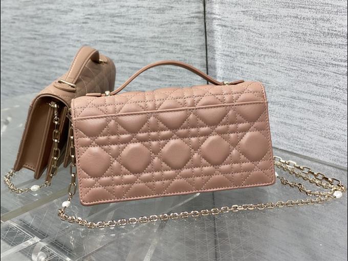 2025228Y600P222152910