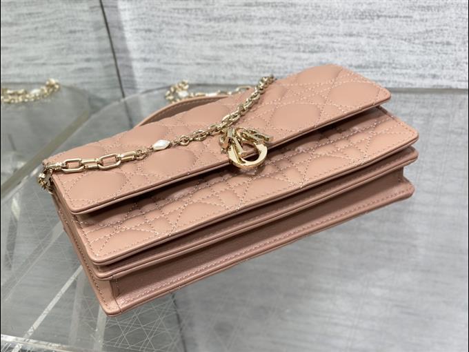 2025228Y600P222152989