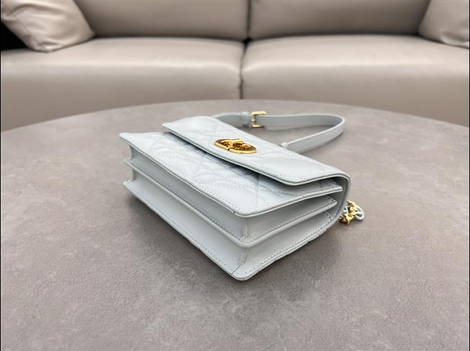 2025228Y650P222129215