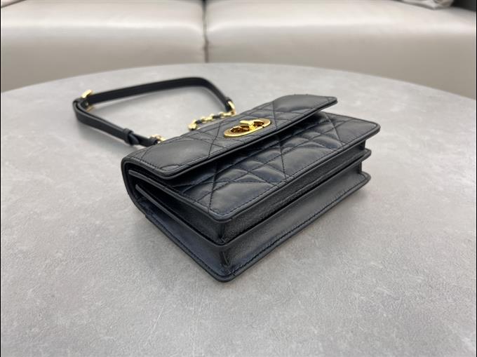 2025228Y650P222129900