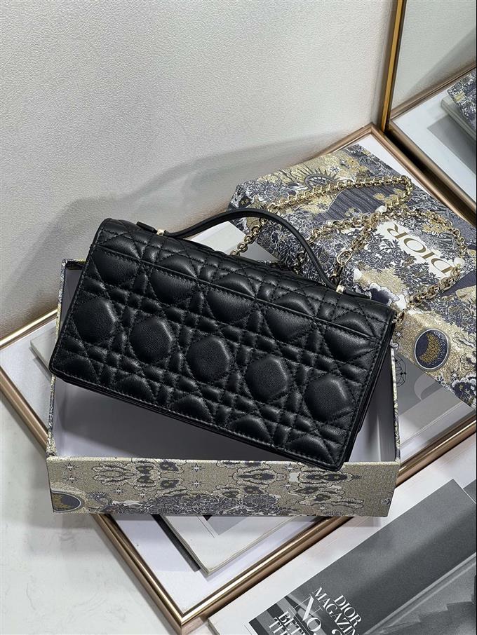 2025228Y650P222149210