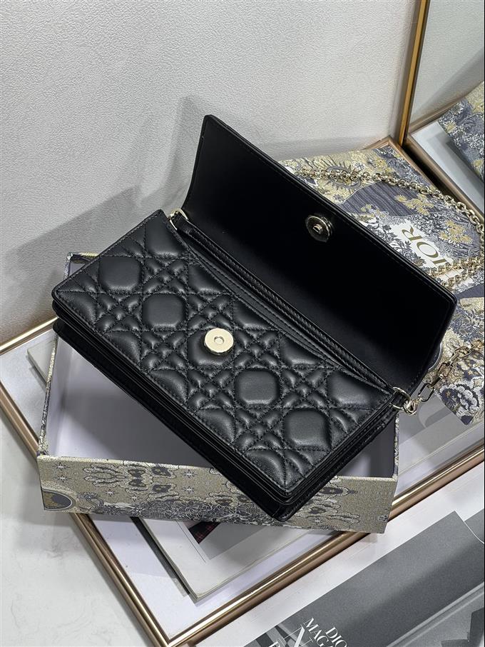 2025228Y650P222149289